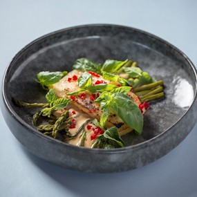 Жареный тофу со спаржей кимчи