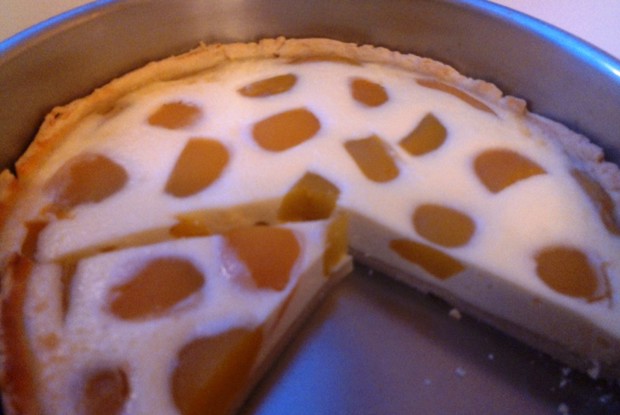 Абрикосово-творожный пирог