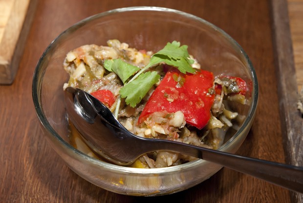 Аджапсандали с зеленой фасолью