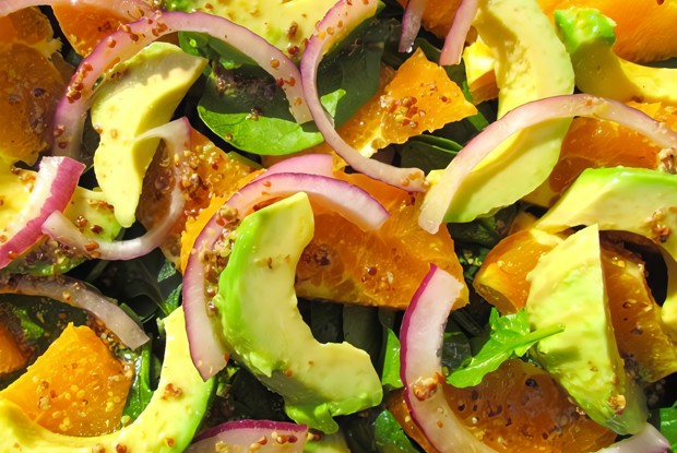 Апельсиновый салат с авокадо