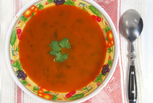 Апельсиновый суп со шпинатом