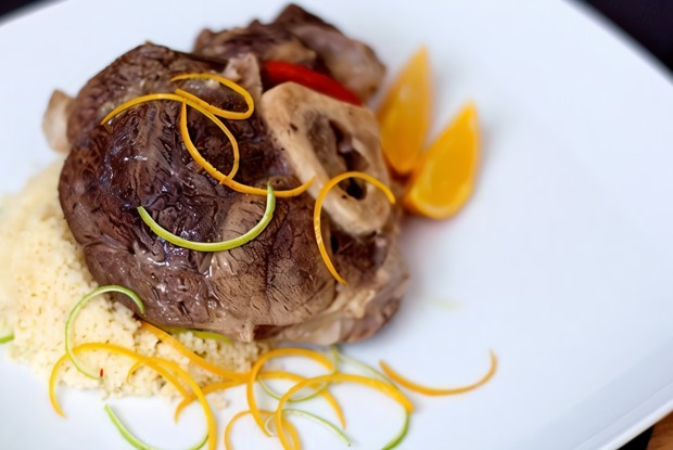 Апельсиновый оссобуко из говяжьей голяшки