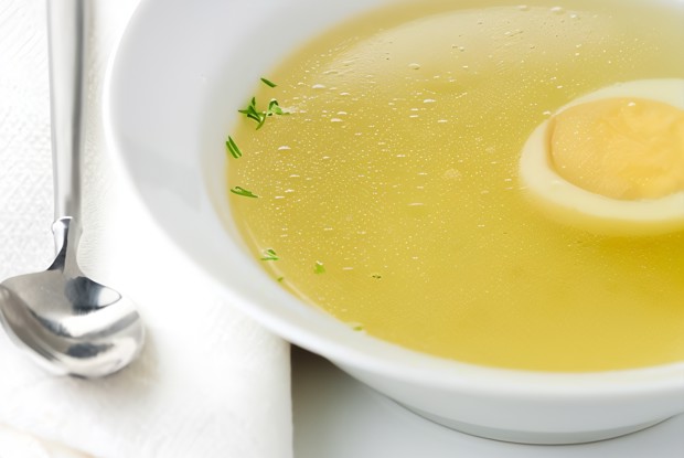Ароматный куриный бульон