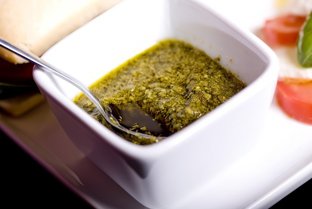 Ароматный зеленый соус