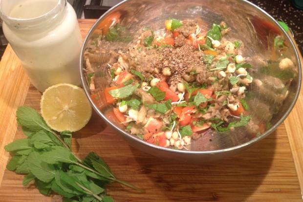 Бабагануш с проростками нута