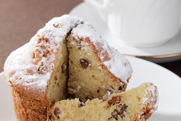 Банановые маффины с шоколадными чипсами и грецкими орехами