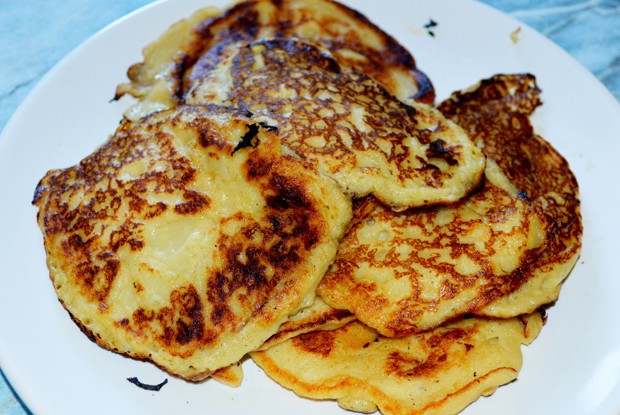 Банановые оладьи на кефире