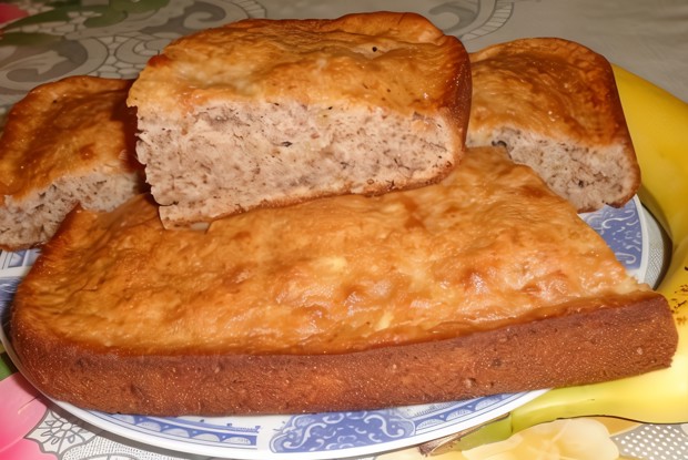 Банановый пирог с грецким орехом