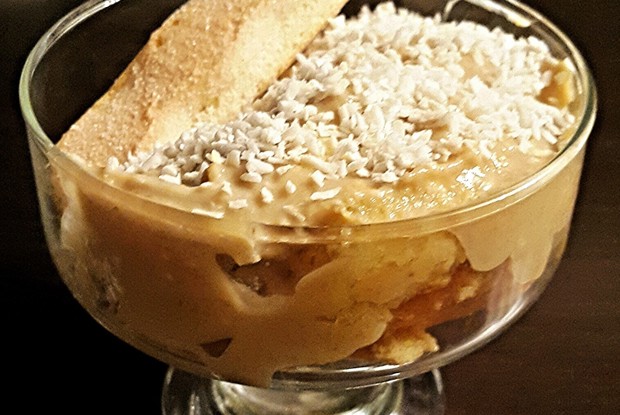 Банановый заварной десерт