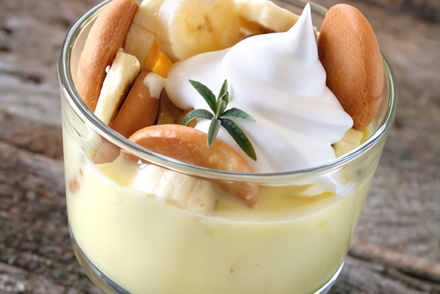 Бананово-ванильный слоеный пудинг