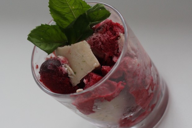 Бананово-вишневый щербет