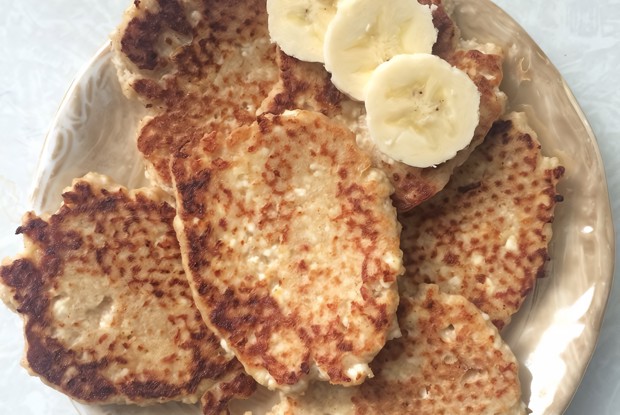 Банановые сырники с цельнозерновой мукой