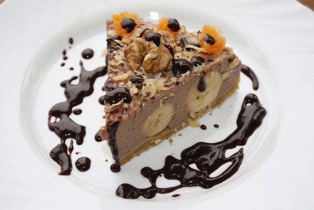 Банановый десерт.