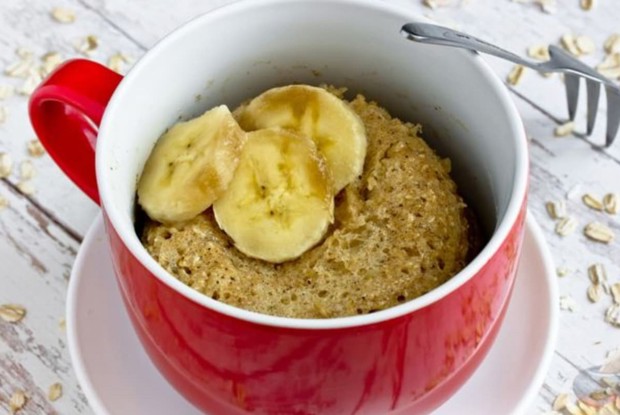 Банановый кекс в кружке