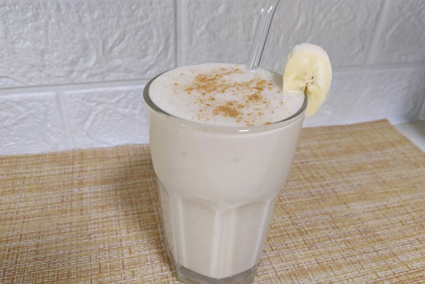 Молочный коктейль с бананом