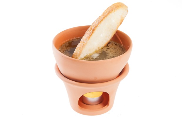 Горячий соус банья-кауда