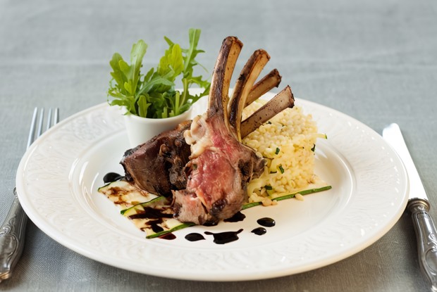 Баранина с булгуром и соусом бальзамик