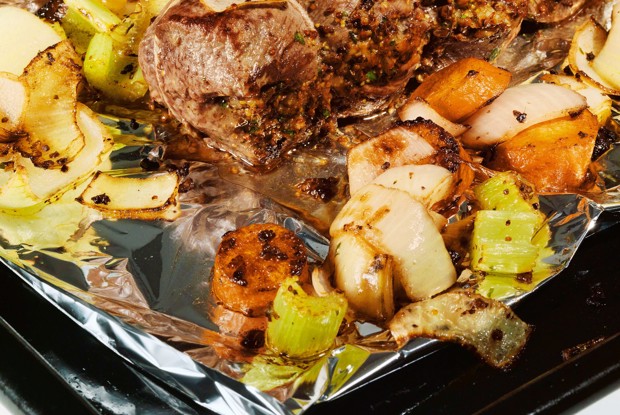 Баранина с горчицей и анчоусами