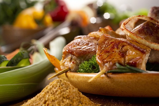 Баранина в маринаде из лимонного сока и розмарина