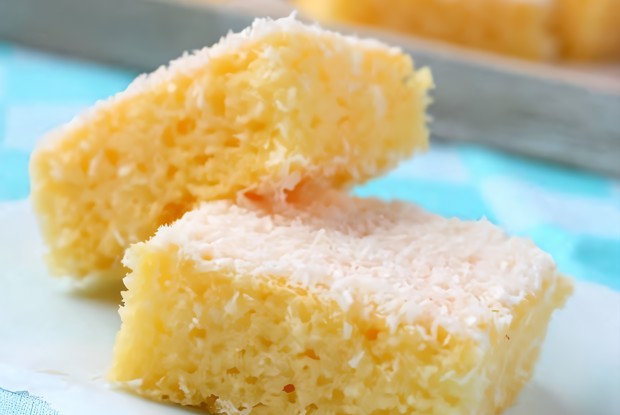 Басбуса с кокосовой стружкой