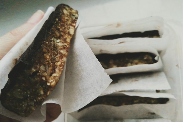 Батончики из фиников