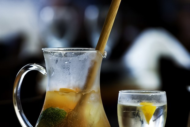 Белая сангрия