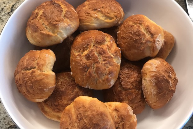 Быстрые булочки без дрожжей и яиц