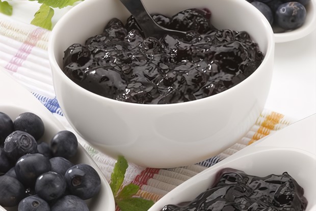 Быстрый черничный джем