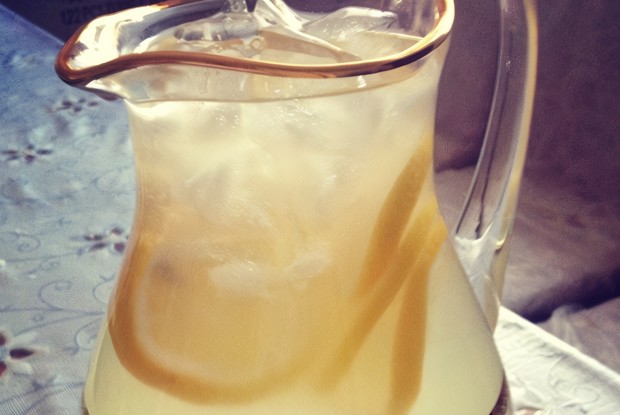 Быстрый имбирный лимонад