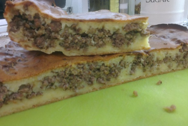 Быстрый пирог с мясом