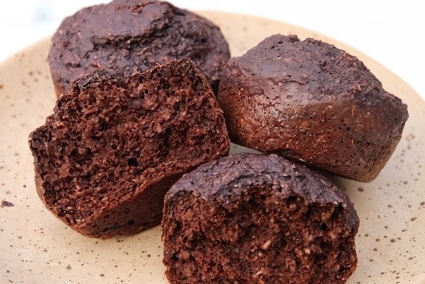 Быстрый протеиновый кекс с отрубями