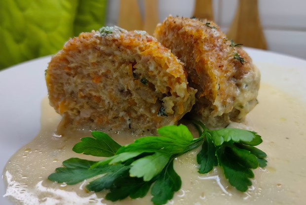 Биточки куриные в духовке