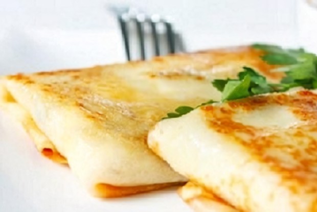 Блинчики (пельмени) с начинкой из куриного мяса