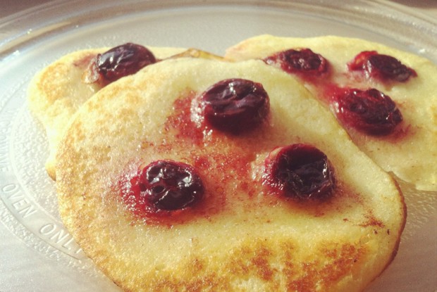 Блинчики с черникой