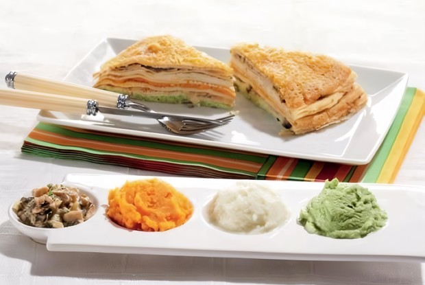 Блинный торт с грибами и овощами