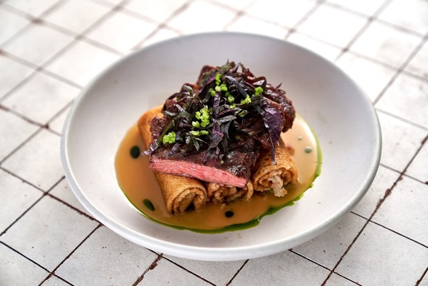 Блины на рисовой муке с уткой конфи