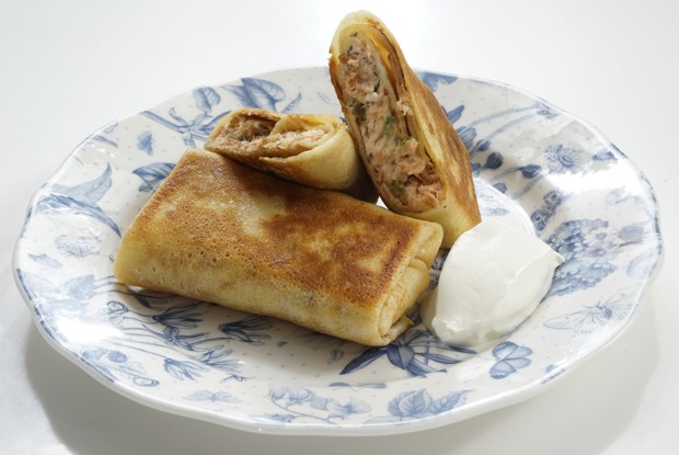 Блины с копченой рыбой