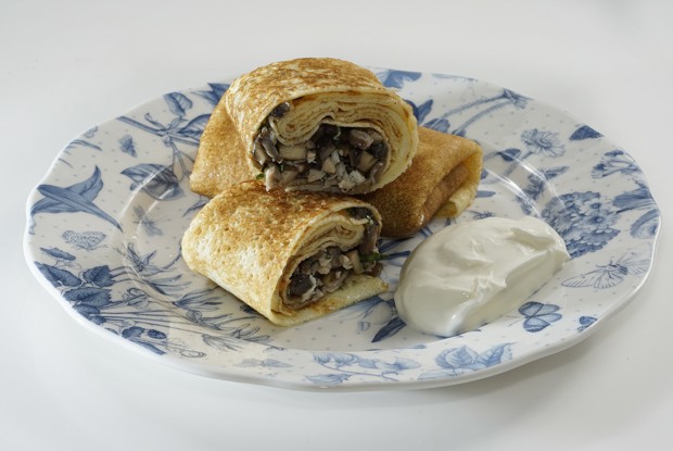 Блины с курицей и грибами