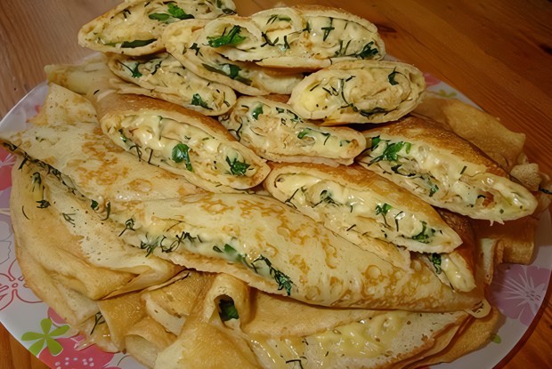Блины с сыром и зеленью