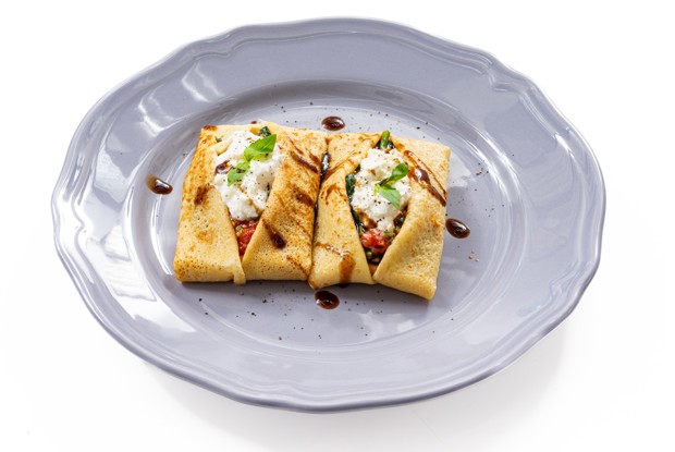 Блины со шпинатом и страчателлой