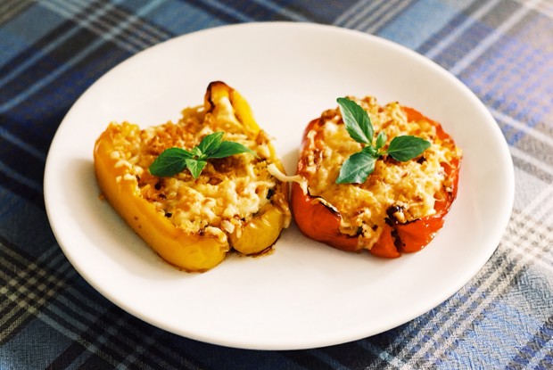 Болгарский перец, запеченный с брынзой и грибами