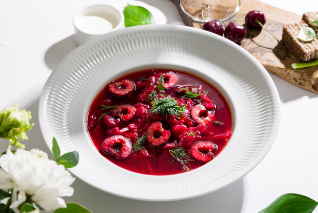 Борщ с черешней