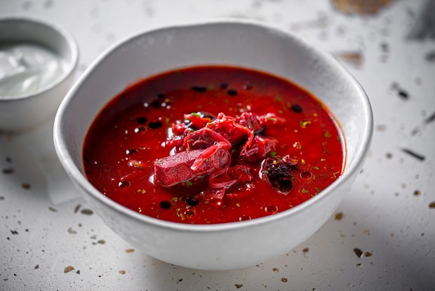 Борщ с телятиной и черносливом