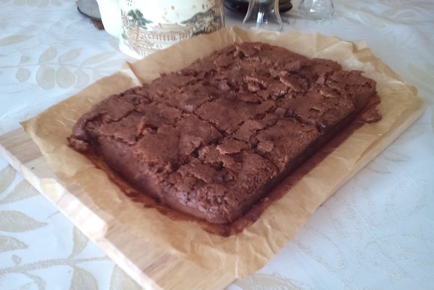 Брауни домашний с белым шоколадом