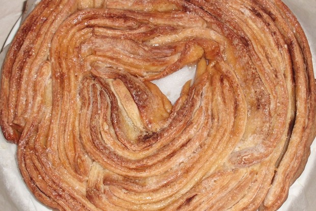 Булка с корицей