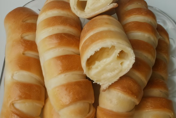 Булочки с сыром и сахаром