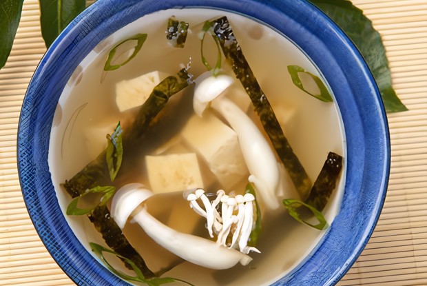 Бульон из белых грибов