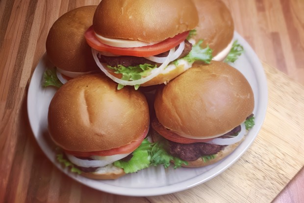Бургеры из индейки с сыром сулугуни