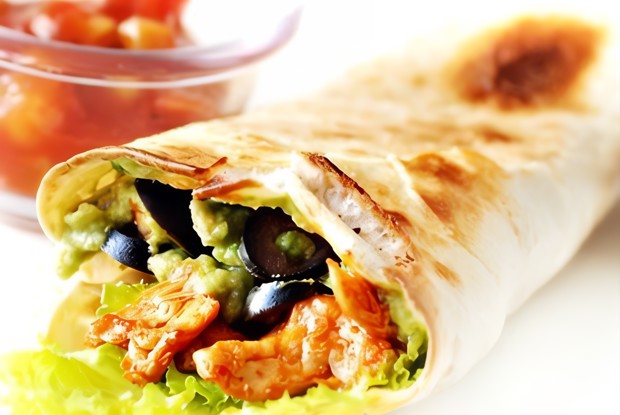 Буррито с курицей на гриле и фасолью