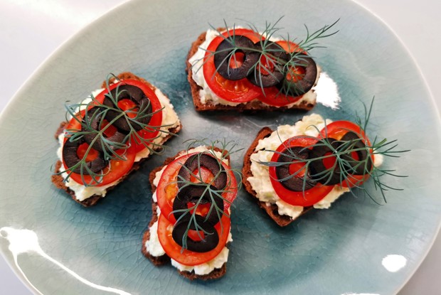 Бутерброд с авокадо